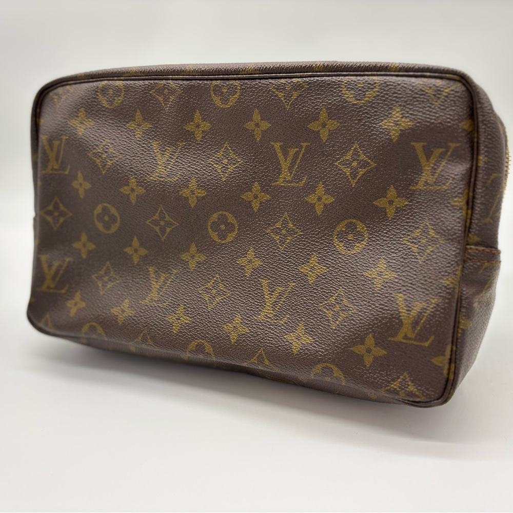 Vintage Louis Vuitton Brown Monogram Toiletry Bag - Picture 2 of 6